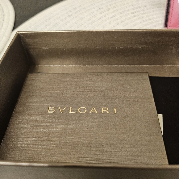 BVLGARI Serpenti Forever Pink Patent Wallet ๐ Snake Charm | Chipped + Box - Picture 9 of 11